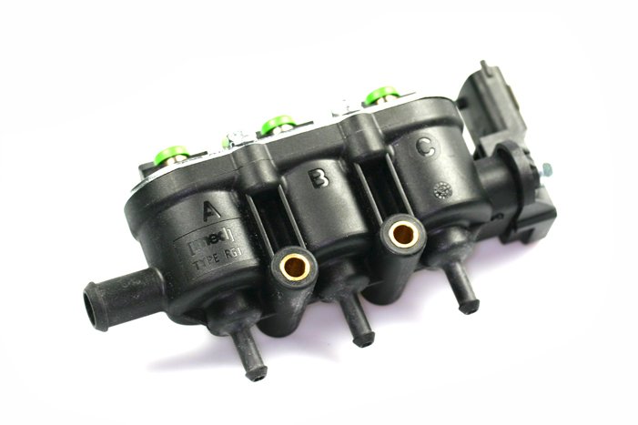 Landi Renzo inyector MED GLP GNV 3 cilindros GI25-65 NEGRO con sensor (antiguo diseño de 4 agujeros)